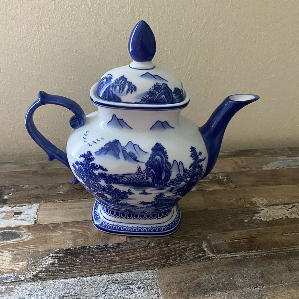 Bombay Blue and White Porcelain Teapot
